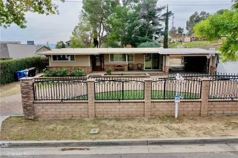 12801 Gladstone Ave, Sylmar, CA 91342