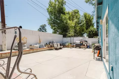 Exterior - 11338 Dronfield Ave, Pacoima, CA 91331 photo 7 of 8