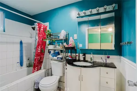 Bath - 11338 Dronfield Ave, Pacoima, CA 91331 photo 7 of 8