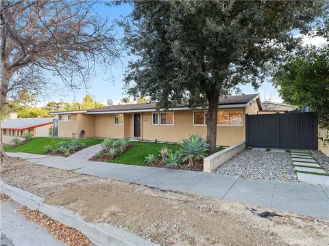 20324 Oxnard St S, Woodland Hills, CA 91367
