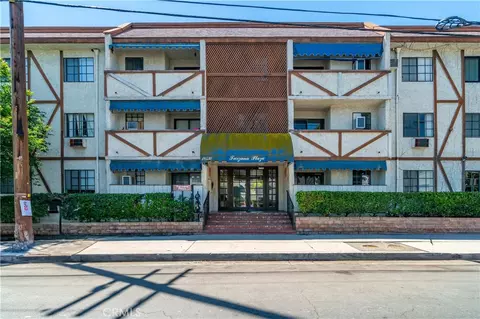 18530 Hatteras St #209, Tarzana, CA 91356