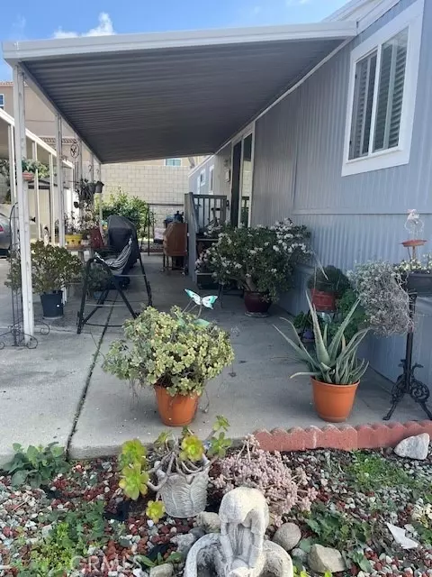 201 E Arrow Hwy #70, Glendora, CA 91740