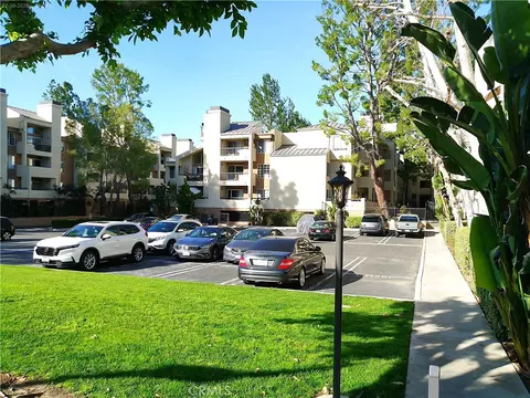 21500 Burbank #222, Woodland Hills, CA 91367