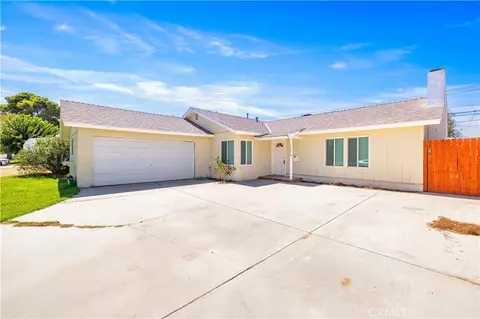 43919 Kirkland, Lancaster, CA 93535