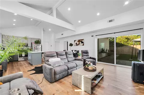 6118 Ethel Ave, Van Nuys, CA 91401