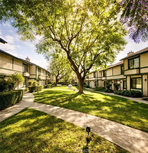 15230 Roxford St #38, Sylmar, CA 91342
