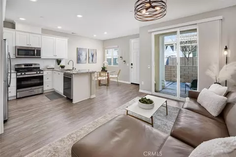 22922 Harvest Ml, Saugus, CA 91350