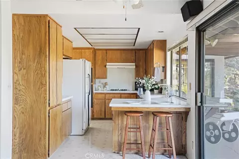 Kitchen - 649 Burning Tree Way, Lompoc, CA 93436 photo 2 of 2