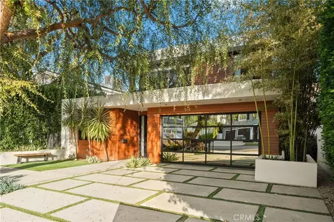 4242 Vantage Ave, Studio City, CA 91604