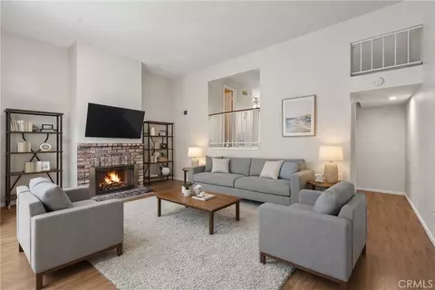 334 W 220th St, Carson, CA 90745