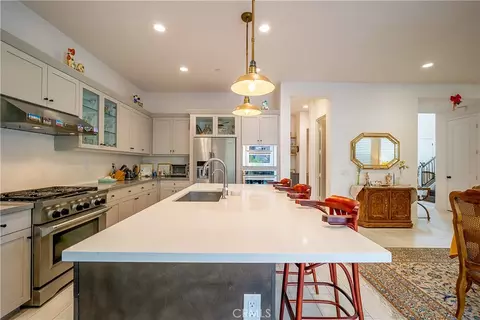 Kitchen - 20523 Stella, Saugus, CA 91350 photo 4 of 4