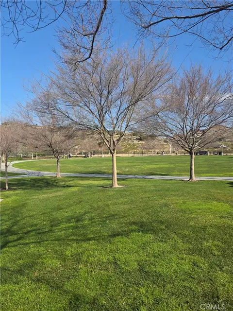 Exterior - 20523 Stella, Saugus, CA 91350 photo 11 of 12