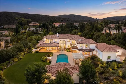 988 Candlecrest Dr, Westlake Village, CA 91362