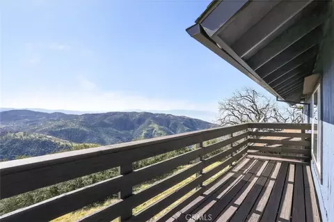 Exterior - 30420 Starland Dr, Tehachapi, CA 93561 photo 5 of 5