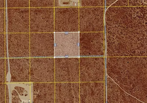 12100 El Dorado Ave, Rosamond, CA 93560