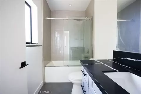 Bath - 8034 Fair Ave, Sun Valley, CA 91352 photo 1 of 3
