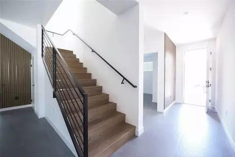 Entry Way - 8034 Fair Ave, Sun Valley, CA 91352 photo 7 of 8