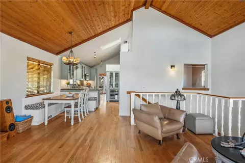 9201 Grundy Ln, Chatsworth, CA 91311