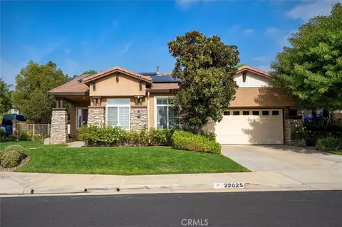 22025 Lytle Ct, Santa Clarita, CA 91390