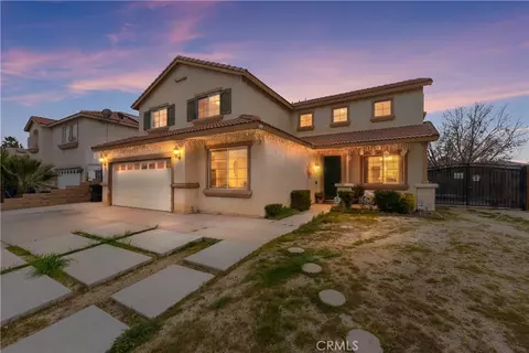 5522 Lighthouse Ln, Palmdale, CA 93552