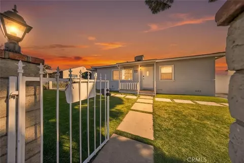 8100 Bellaire Ave, North Hollywood, CA 91605
