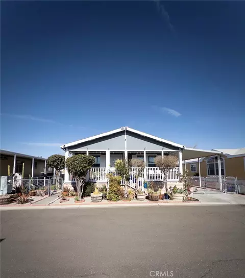 20843 Waalew Rd, Apple Valley, CA 92307