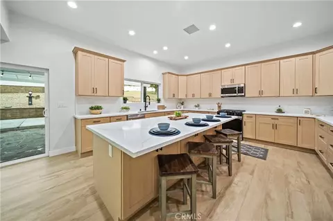 Kitchen - 33344 Rose Ave, Acton, CA 93510 photo 4 of 8
