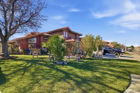 5390 Karling Pl, Palmdale, CA 93552