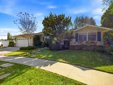 16418 Minnehaha St, Granada Hills, CA 91344