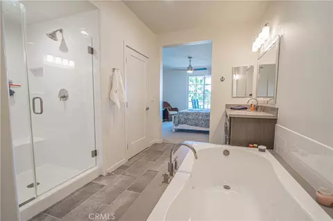 Bath - 4060 Tradewinds Dr, Oxnard, CA 93035 photo 5 of 6