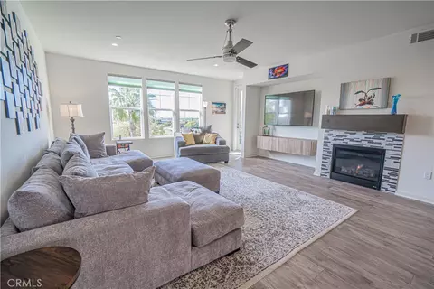 Living - 4060 Tradewinds Dr, Oxnard, CA 93035 photo 2 of 2