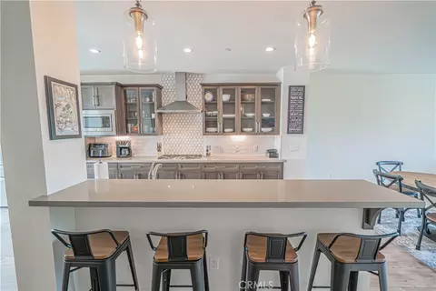Kitchen - 4060 Tradewinds Dr, Oxnard, CA 93035 photo 1 of 8