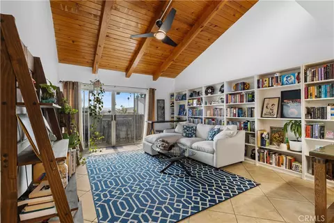 20134 Leadwell St #332, Winnetka, CA 91306