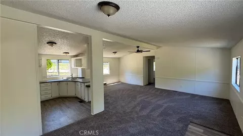 Living - 2720 Lebec Oaks Rd, Lebec, CA 93243 photo 2 of 5