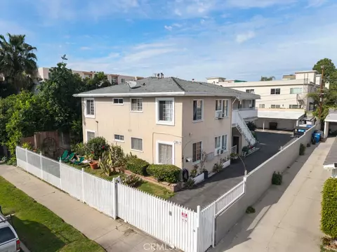 13617 Leadwell, Van Nuys, CA 91405