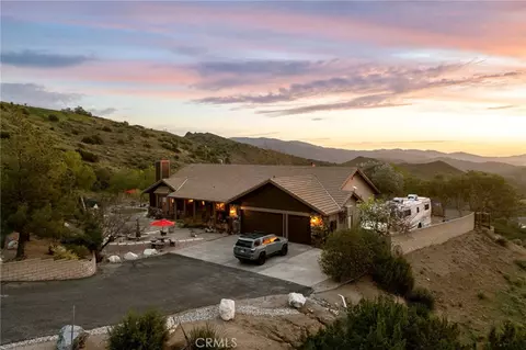 8634 Escondido Cyn, Agua Dulce, CA 91390