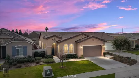 9709 Richland Hills Ln, Bakersfield, CA 93306