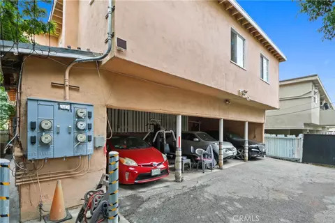 1921 Chariton St, Los Angeles, CA 90034