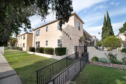 17007 Vanowen, Van Nuys, CA 91406 photo 3