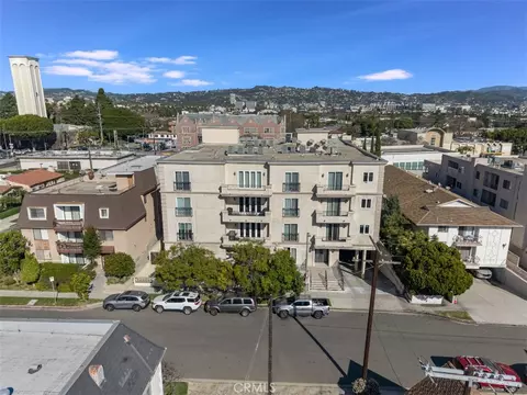 9049 Alcott St #204, Los Angeles, CA 90035