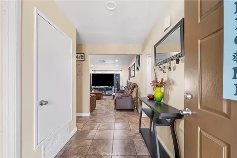 Entry Way - 45228 Lorimer, Lancaster, CA 93534 photo 1 of 4