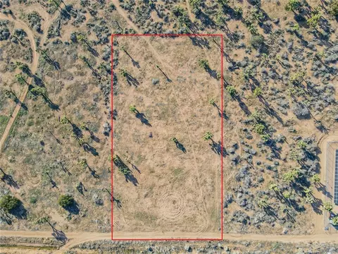 47 47th St W Ave K2, Lancaster, CA 93536