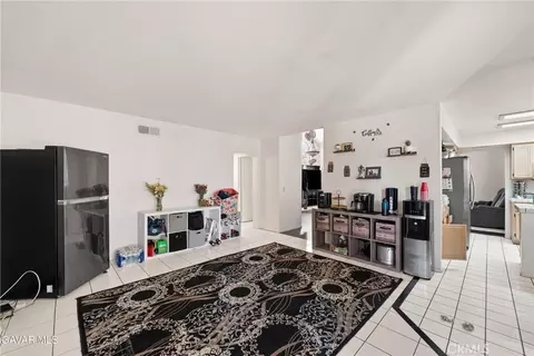 Entry Way - 38145 Lido Dr, Palmdale, CA 93552 photo 1 of 1
