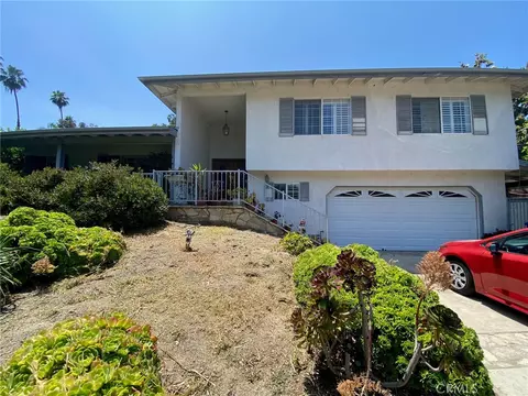 5323 Del Moreno Dr, Woodland Hills, CA 91364
