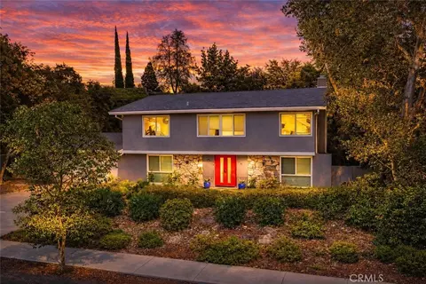 5500 Blanco Ave, Woodland Hills, CA 91367