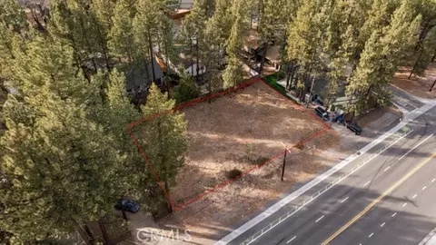 570 Summit, Big Bear Lake, CA 92315 photo 3
