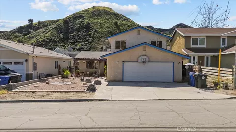 30602 San Martinez, Val Verde, CA 91384