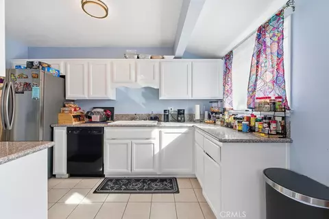 Kitchen - 1346 W Ivyton St, Lancaster, CA 93534 photo 1 of 3