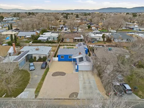 View/Area - 1346 W Ivyton St, Lancaster, CA 93534 photo 1 of 3