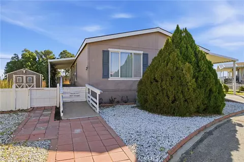 1900 Sandra Way #50, Rosamond, CA 93560